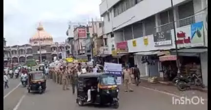लातूर: लातूरच्या विद्युत भवन पासून विद्युत सुरक्षा रॅलीचे महावितरण कडून  आयोजन,वृषारोपण करून दिला पर्यावरणाचा संदेश