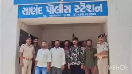 સાણંદ: શહેરના સ્મશાન નજીક ત્રણ રસ્તા ખાતેથી યુવકનું અપહરણ કરનાર 5 શખ્સોને સાણંદ પોલીસે ઝડપ્યા