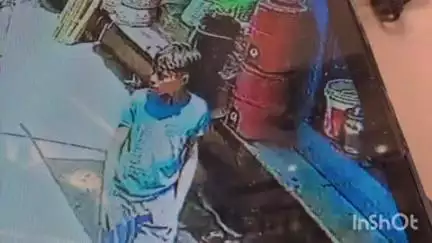 बिजनौर: कस्बा झालू के मुख्य बाजार में पूर्व चेयरमेन अश्विनी अग्रवाल की दुकान से 50 हजार की नकदी ले उड़ा चोर