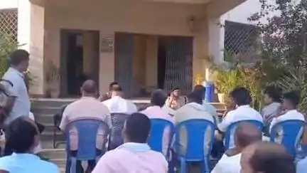 खैरा: खैरा थाना परिसर में बकरीद पर्व को लेकर आयोजित की गई शांति समिति की बैठक