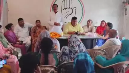 आज़मगढ़: कांग्रेस में महिला शक्ति का उदय, 22 नई महिला ब्लॉक अध्यक्षों का पार्टी कार्यालय पर भव्य स्वागत