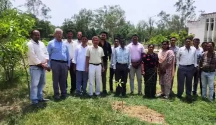 कांकेर: विश्व पर्यावरण दिवस के अवसर पर शासकीय पॉलीटेक्निक कांकेर में किया गया वृक्षारोपण