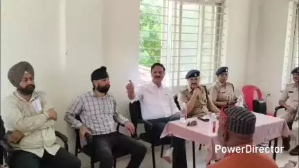 परसिया: परासिया: ईद उल अजहा की तैयारियों को लेकर परासिया पुलिस थाने में हुई शान्ति समिति की बैठक