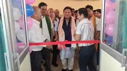 কোকৰাঝাৰ ভাগ: চিকিৎসা মহাবিদ্যালয়ত নতুনকৈ স্থাপন কৰা ব্লাড চেণ্টাৰৰ লগতে আইচিইউ সেৱা মুকলি কৰে মন্ত্ৰী ইউ জি ব্ৰহ্মই