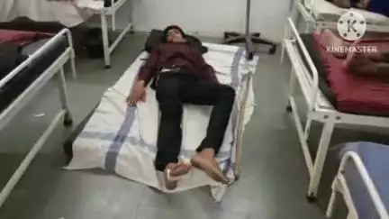 बांधवगढ़: उमरिया बल्हौर में मोटरसाइकिल से गिरकर दो युवक घायल, जिला चिकित्सालय में भर्ती
