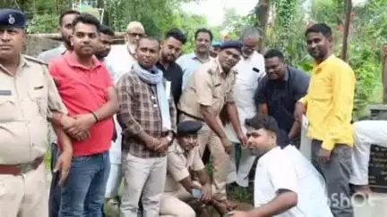 मानसी: बकरीद पर्व को लेकर मानसी थाना परिसर में शांति समिति की बैठक आयोजित की गई