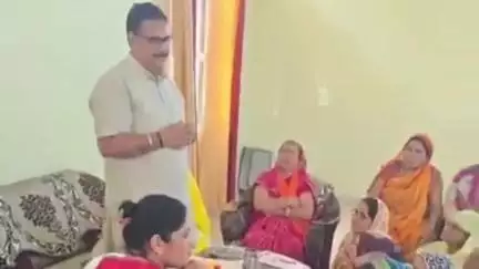 रेवाड़ी: ढालियावास में सतीश खोला ने पर्यावरण दिवस पर किया पौधारोपण, 200 महिलाओं को सरकारी योजनाओं से करवाया लाभान्वित