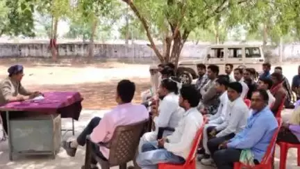 शिवपुरी: अमोला थाना में शांति समिति की बैठक संपन्न, सोशल मीडिया की अफवाहों से बचने की अपील