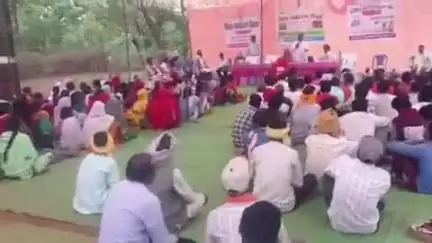 बजाग: खम्हेरा के दादर टोला में 'विश्व पर्यावरण दिवस' पर कार्यक्रम का हुआ आयोजन, जिला पंचायत अध्यक्ष हुए शामिल