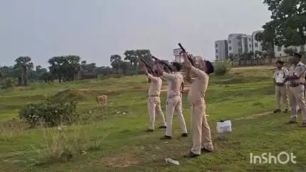 गोड्डा: पुलिस केंद्र गोड्डा में बकरीद को लेकर पुलिस अधीक्षक के निर्देशानुसार मॉक ड्रिल का आयोजन