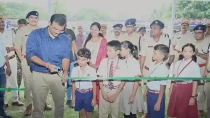 বহরমপুর: বিশ্ব পরিবেশ দিবস উপলক্ষে জেলা পুলিশের উদ্যোগে বৃক্ষরোপণ কর্মসূচি ও স্বাস্থ্য পরীক্ষার আয়োজন, উপস্থিত জেলা পুলিশ সুপার