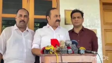 കണയന്നൂർ: പി.വി അൻവറിന്റെ മുന്നിൽ യു.ഡി.എഫിന്റെ വാതിൽ അടഞ്ഞുതന്നെ കിടക്കും എന്ന് നെട്ടൂരിൽ വി.ഡി സതീശൻ