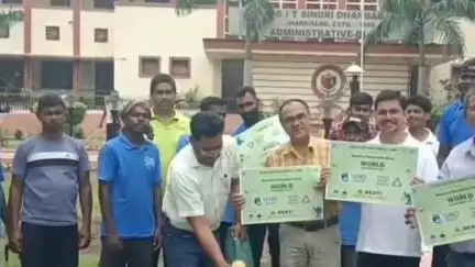 झरिया/जोरापोखर/सिंदरी: विश्व पर्यावरण दिवस के अवसर पर सिंदरी परिसर में ईको क्लब और आईईईई स्टूडेंट ब्रांच ने वृक्षारोपण कार्यक्रम का आयोजन किया