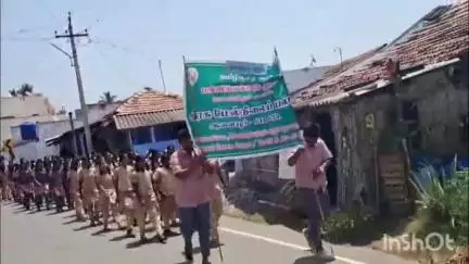 அன்னூர்: சுற்றுச்சூழல் குறித்து விழிப்புணர்வு ஏற்படுத்த மூக்கனூரில் அரசு பள்ளி மாணவர்கள் பேரணி