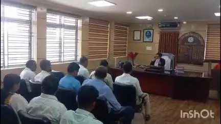 पतरातू: समाहरणालय में उपायुक्त की अध्यक्षता में जल एवं स्वच्छता समिति की बैठक की गई