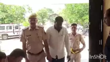 प्रतापगढ़: प्रतापगढ़ पुलिस ने रुपये डबल करने का झांसा देकर धोखाधड़ी करने वाले आरोपी को किया गिरफ्तार, 4 लाख 33 हजार रुपये बरामद