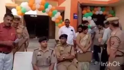 इगलास: इगलास गोरई में नया थाना एसपी ग्रामीण अमृत जैन द्वारा फीता काटकर किया गया उद्घाटन