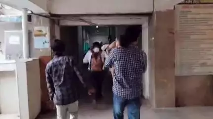 कटनी नगर: ईश्वरीपुरा वार्ड में पानी से भरी बाल्टी में डूबने से डेढ़ वर्ष के मासूम की मौत