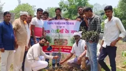 बलौदा: विश्व पर्यावरण दिवस पर कोसमंदा गांव के भेलवा तालाब में पौधारोपण किया गया, सरपंच, जनपद सदस्य प्रतिनिधि, पंच रहे उपस्थित