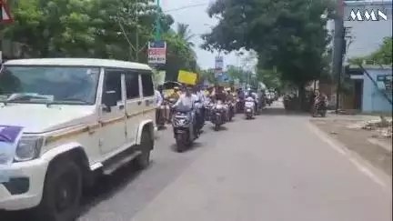 वर्धा: महावितरण कार्यालयाकडून विद्युत सुरक्षा सप्ताह निमित्ताने बाईक रॅली : जागतिक वसुंधरा दिनानिमित्त वृक्षारोपण