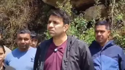 रुद्रप्रयाग: विश्व पर्यावरण दिवस पर तुंगनाथ घाटी के पर्यटक गांव सारी में हुई अनूठी पहल, ग्रामीणों ने 12 बोरें प्लास्टिक एकत्रित किए