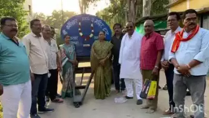 नगरी: सिहावा विधायक ने कर्णेश्वर महादेव मंदिर को ₹2.50 लाख की लागत वाला पानी टैंकर भेंट किया