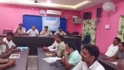 भरगामा: बकरीद को लेकर शांति समिति की बैठक आयोजित, सौहार्दपूर्ण माहौल में पर्व मनाने की अपील