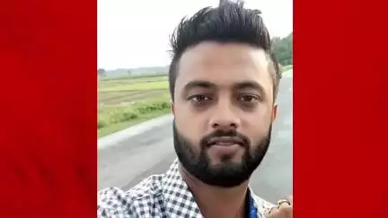 হরিণঘাটা: হরিণঘাটার নিমতলায় দশ চাকা লড়ির চাকার তলায় পৃষ্ঠ হয়ে মৃত্যু হল এক বেকারীর