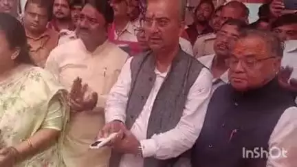 बौंसी: बौसी प्रखंड क्षेत्र के तीन पंचायतों में बनेगा स्वास्थ्य केंद्र, स्वास्थ्य मंत्री ने किया शिलान्यास