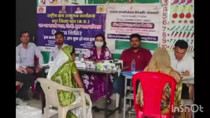 पीथमपुर: पीथमपुर में स्वास्थ्य विभाग द्वारा स्वास्थ्य शिविर का आयोजन, एचआईवी सहित हुई कई जांचें
