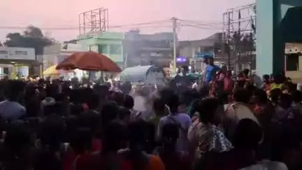 ইলামবাজার: জয়দেব কেন্দুলির বাউল মঞ্চ সংলগ্ন এলাকায় দশহরা পুজোতে জয়দেব কেন্দুলী প্রশাসনের কঠোর নজরদারি