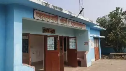 সন্দেশখালি ২: করোনা সংক্রান্ত বিষয় নিয়ে সন্দেশখালি গ্রামীণ হাসপাতালে হল বিশেষ বৈঠক