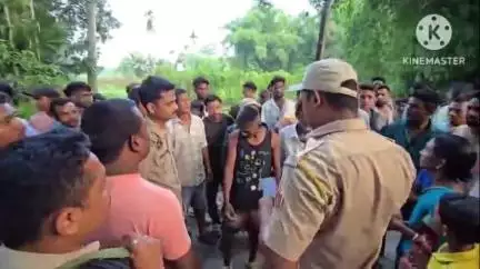 তিনিচুকীয়া: মাকুম ২ নং লেচেঙ্কা গাঁৱত দুই ছাগলী চোৰক আটক কৰি ৰাইজে গতাই দিয়ে মাকুম আৰক্ষীক