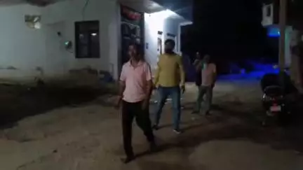 भिंड: राधा कालौनी में आवारा सांड हुआ पागल, कई लोग हुए जख्मी