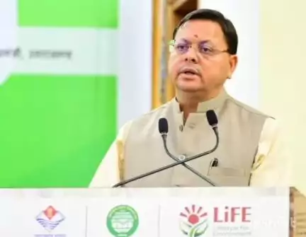 देहरादून: सीएम धामी ने पर्यावरण के क्षेत्र में सर्वश्रेष्ठ कार्य करने वाले लोगों को किया सम्मानित