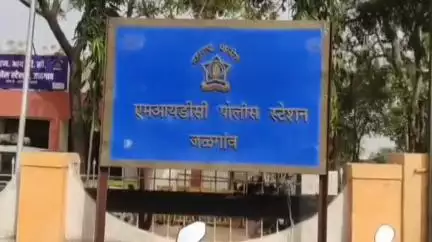 जळगाव: शिरसोली गावात किरकोळ कारणावरून कुटुंबांतील चौघांना कोयता व फायटरने मारहाण; एमआयडीसी पोलीस ठाण्यात गुन्हा दाखल