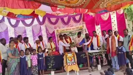 ಶೋರಾಪುರ: ರತ್ತಾಳ ಗ್ರಾಮದ ಸರ್ಕಾರಿ ಹಿರಿಯ ಪ್ರಾಥಮಿಕ ಶಾಲೆ ಆವರಣದಲ್ಲಿ ಜಯ ಕರ್ನಾಟಕ ರಕ್ಷಣಾ ಸೇನೆ ವತಿಯಿಂದ ಪರಿಸರ ಜಾಗೃತಿ ಕಾರ್ಯಕ್ರಮ ಜರುಗಿತು