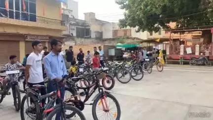 सुजानगढ़: छापर में जन चेतना साइकिल रैली निकालकर दिया पर्यावरण संरक्षण का संदेश