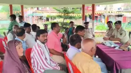 सिकटी: कुआड़ी थाना एवं सोनामनी गोदाम थाना में आगामी बकरीद पर्व को लेकर आयोजित की गई शांति समिति की बैठक