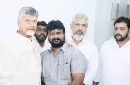 కుప్పం: విజయవాడలో సీఎం చంద్రబాబును మర్యాదపూర్వకంగా కలిసిన టిడిపి నాయకులు