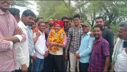 महिदपुर: पेटलावद में भगवान राम, लक्ष्मण, जानकी मंदिर प्राण प्रतिष्ठा में समाजसेवी विजय सिंह गौतम ने लिया धर्मलाभ