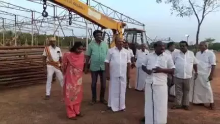 தஞ்சாவூர்: முதல்வர் மு.க.ஸ்டாலின் தஞ்சை வருகையை முன்னிட்டு சரபோஜி கலை கல்லூரியில் நடைபெறும் பணிகள் குறித்து அமைச்சர் ஆய்வு