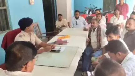 सिमरी बख्तियारपुर: बनमा ईटहरी थाना में शांति समिति की बैठक आयोजित की गई