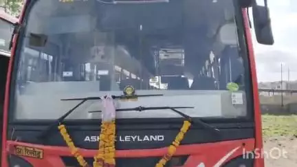 रिसोड: रिसोड एसटी बस चालक वाहकाच्या निष्काळजीपणाचा महिलेला त्रास आगार प्रमुखाकडे तक्रार
