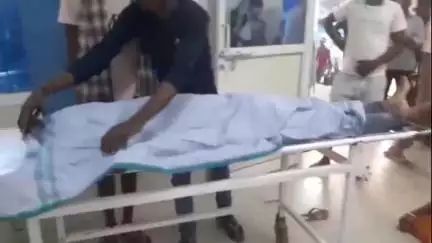 अररिया: रामपुर रेलवे गुमटी के समीप अज्ञात वाहन ने बाइक में मारी टक्कर, हादसे में घायल बाइक सवार की इलाज के दौरान हुई मौत