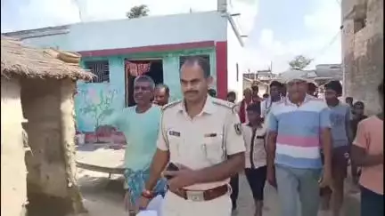 सिकटा: सुगहा भवानीपुर गांव में शौच करने गए एक बालक की चेवरा में डूबने से मौत