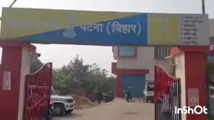 बिहटा: लक्ष्मणपुर गांव में जमीनी विवाद में दो पक्षों के बीच मारपीट, दो महिलाएं हुईं घायल