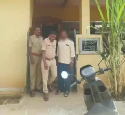 ದಾವಣಗೆರೆ: ಹದಡಿ ಸೇರಿದಂತೆ ಗ್ರಾಮಾಂತರ ಪ್ರದೇಶದ 40 ರೌಡಿಶೀರ್ ಮನೆಗಳಿಗೆ ಪೊಲೀಸರ ಭೇಟಿ: ಪರಿಶೀಲನೆ, ಎಚ್ಚರಿಕೆ