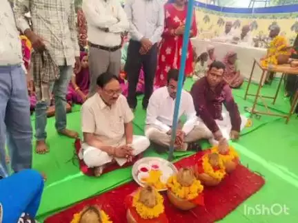 गढ़ी: पाराहेड़ा में ब्लॉक स्तरीय वंदे गंगा जल संरक्षण अभियान कार्यक्रम में विधायक मीणा ने की शिरकत