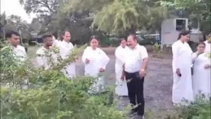 रामपुर बघेलान: सान्दीपनि विद्यालय में विश्व पर्यावरण दिवस पर बरगद का पौधरोपण, नवग्रह वाटिका बनी आकर्षण